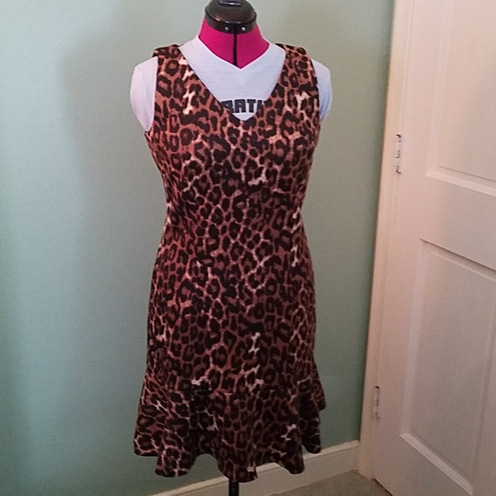 Spense Leopard print dress.